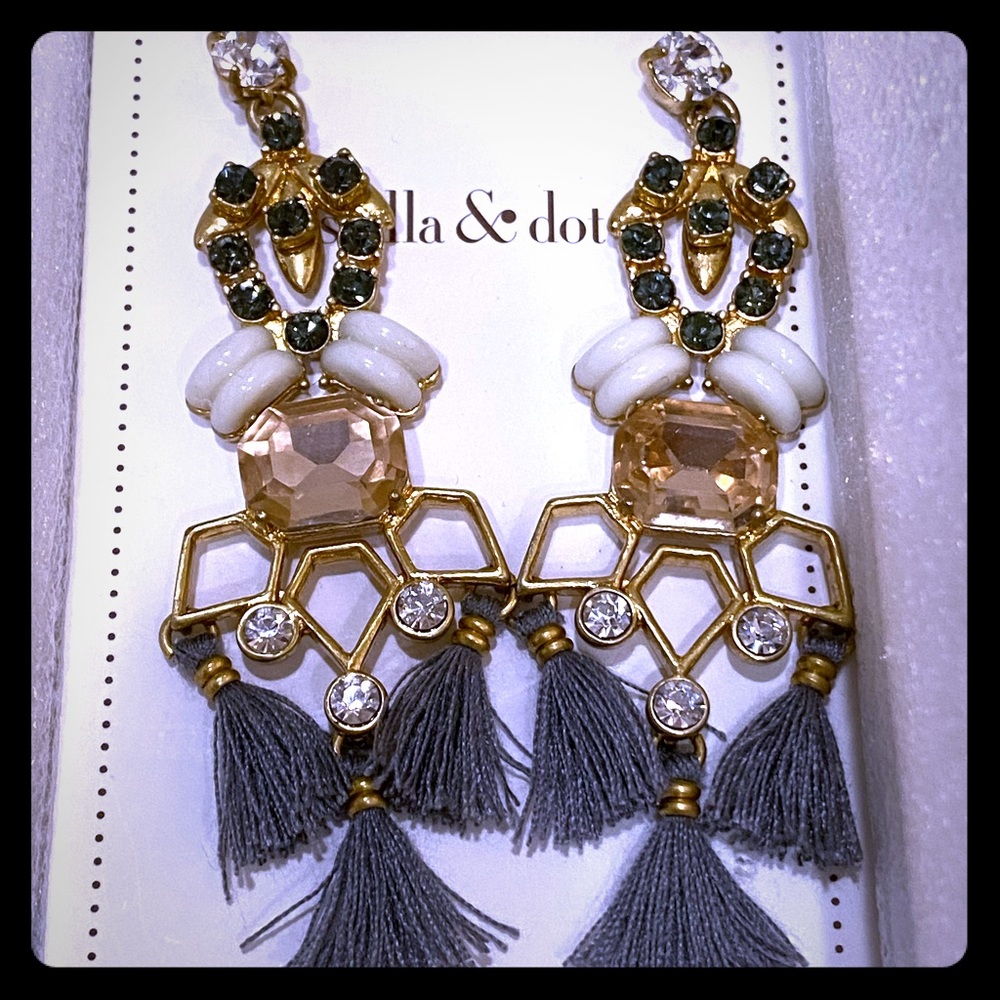 Stella & Dot Nila Chandelier earrings
